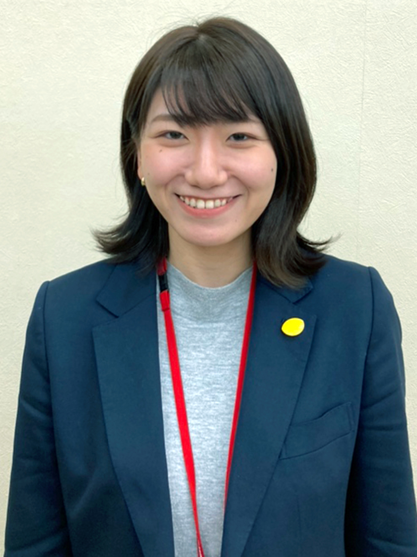 生駒教室長 井村 彩衣花