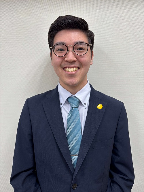 松井山手教室長　高見 秀太