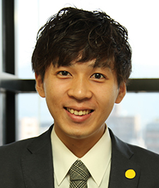 太秦天神川教室長 小村谷 一誠
